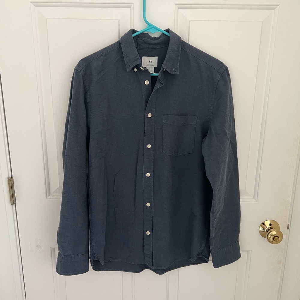 Men’s H&M Collared Button Up Long Sleeve Shirt